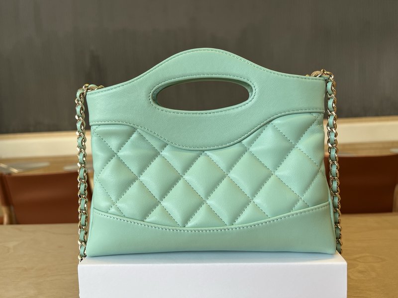 샤넬 24C 31bag 미니 오일드 왁스 가죽 001-222949