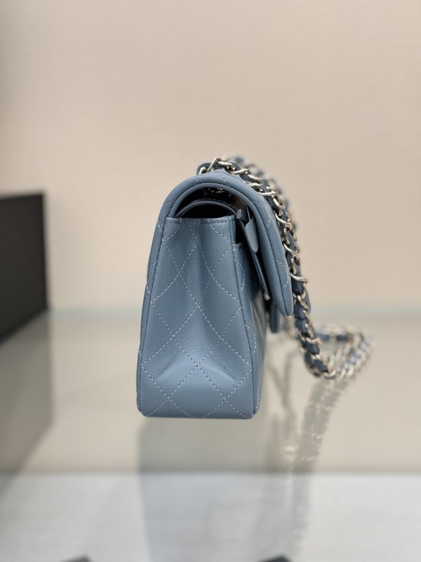 샤넬 클래식 퀼팅 체인백 001-223061