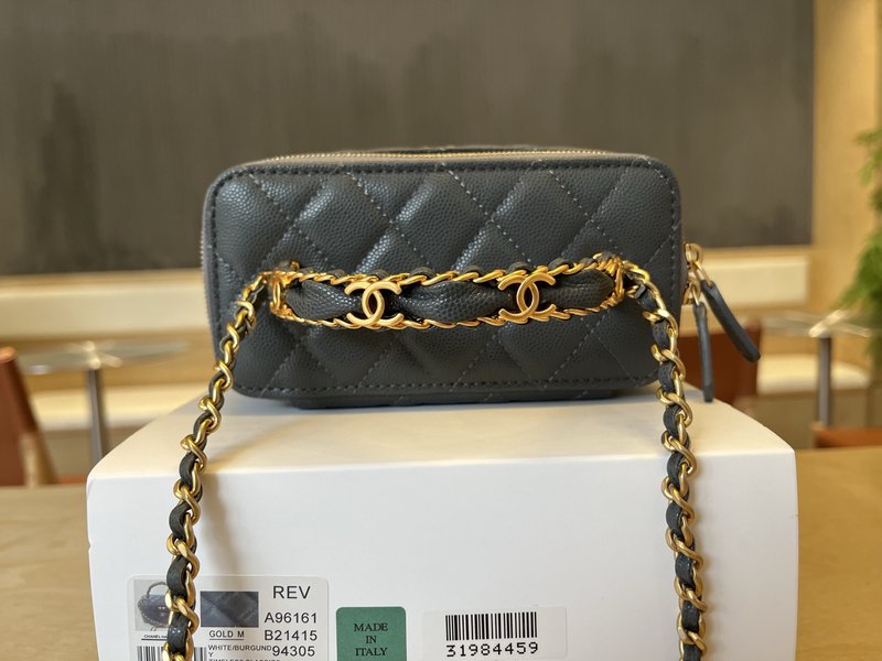 샤넬 더블 C 핸들 메이크업 박스 001-223277