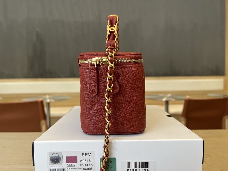 샤넬 더블 C 핸들 메이크업 박스 001-223278