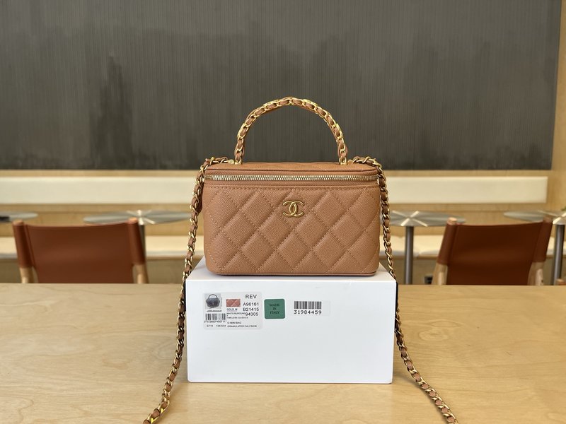 샤넬 더블 C 핸들 메이크업 박스 001-223279