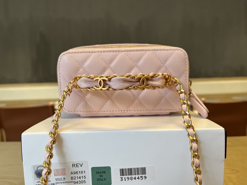 샤넬 더블 C 핸들 메이크업 박스 001-223304