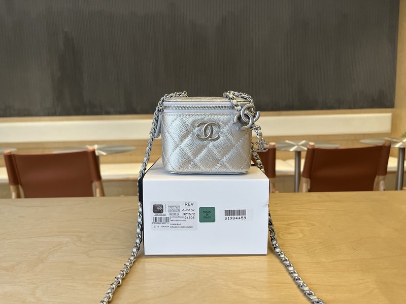 샤넬 더블 C 버클 롱 박스 백 001-223307
