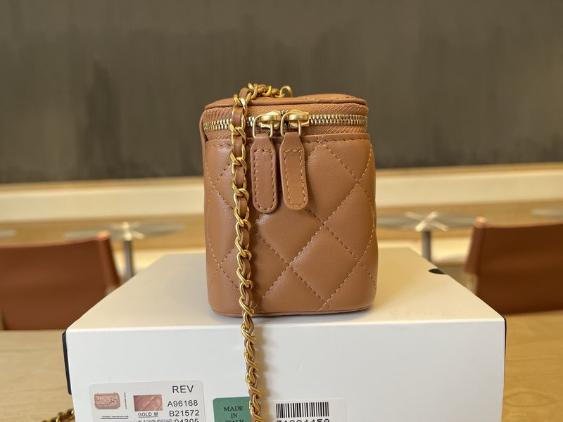 샤넬 더블 C 버클 롱 박스 백 001-223314