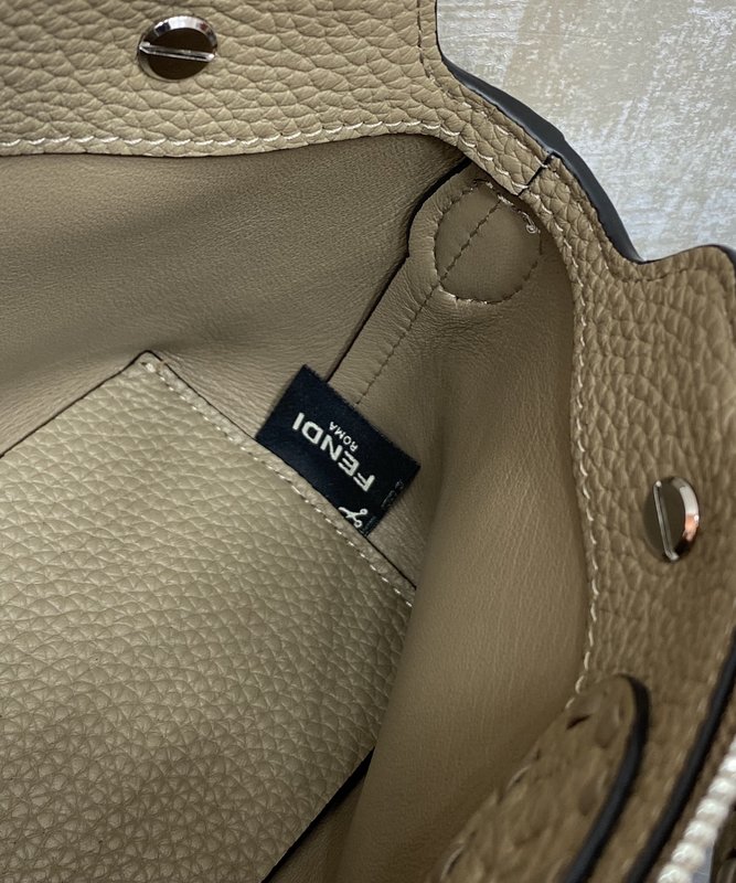 Fendi 업그레이드 버전 닙닙백 보스턴 핸드백 크로스 001-223357