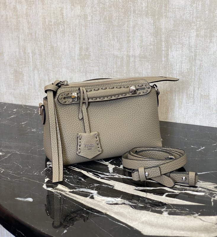 Fendi 업그레이드 버전 닙닙백 보스턴 핸드백 크로스 001-223357