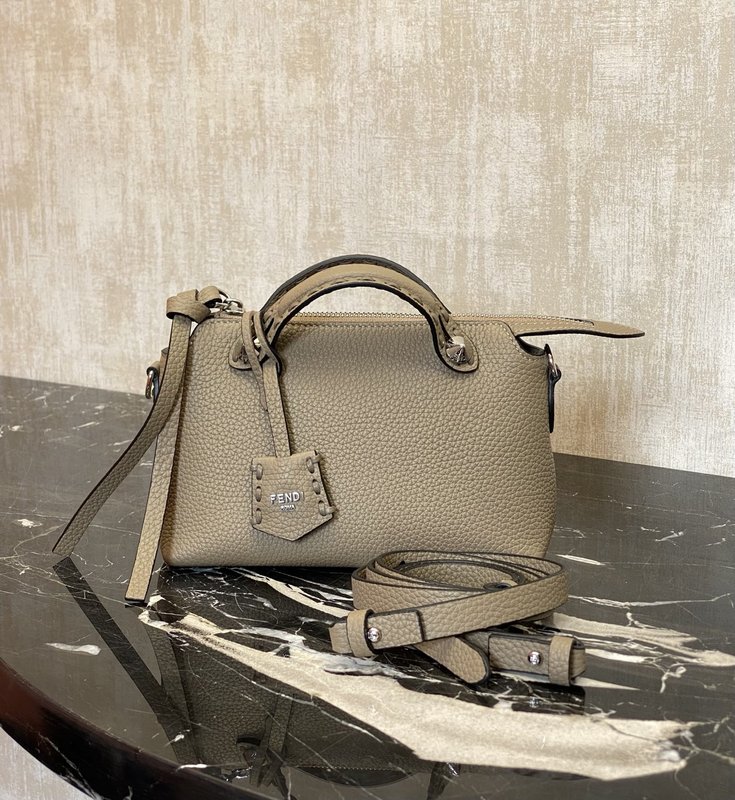 Fendi 업그레이드 버전 닙닙백 보스턴 핸드백 크로스 001-223357