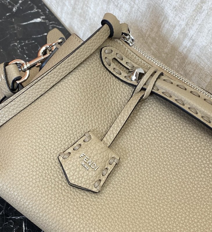 Fendi 업그레이드 버전 닙닙 보스턴백 001-223359