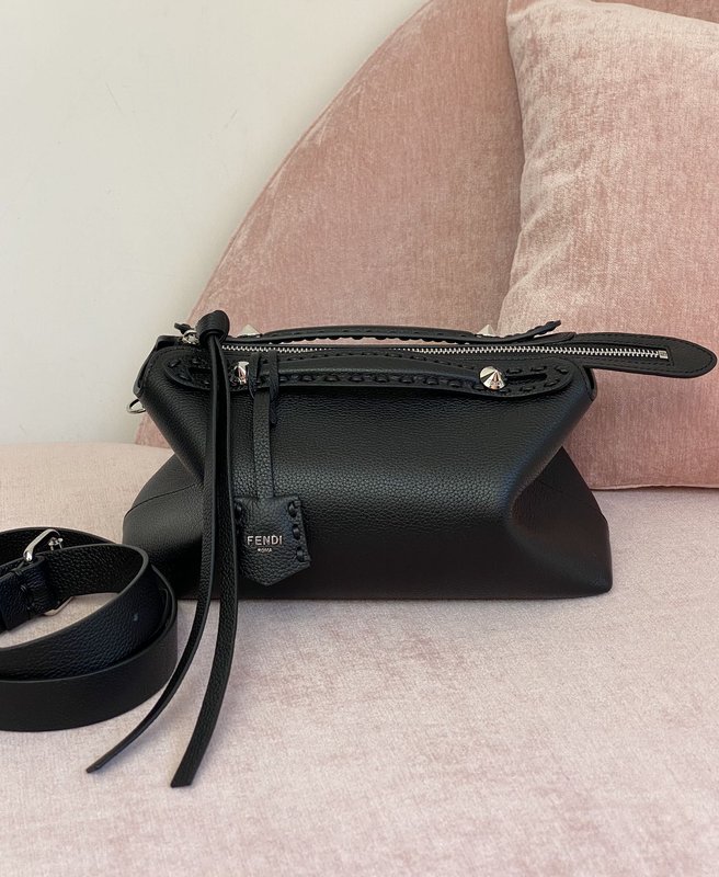 Fendi 업그레이드 버전 니니 보스턴백 001-223466