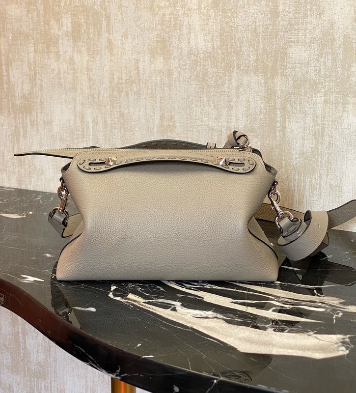 Fendi 업그레이드 버전 닙닙 보스턴 핸드백 크로스백 001-223470