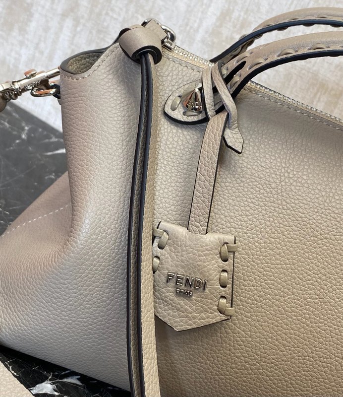 Fendi 업그레이드 버전 닙닙 보스턴 핸드백 크로스백 001-223470