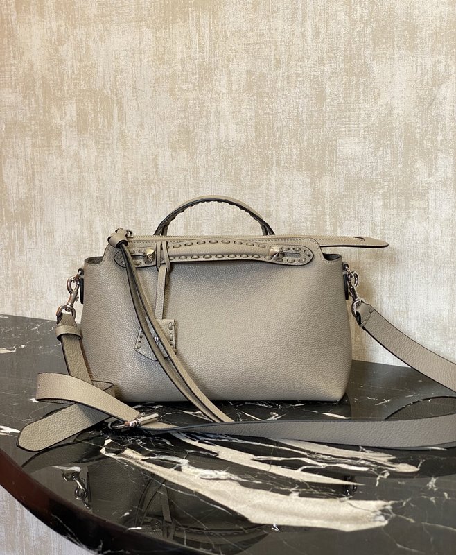 Fendi 업그레이드 버전 닙닙 보스턴 핸드백 크로스백 001-223470