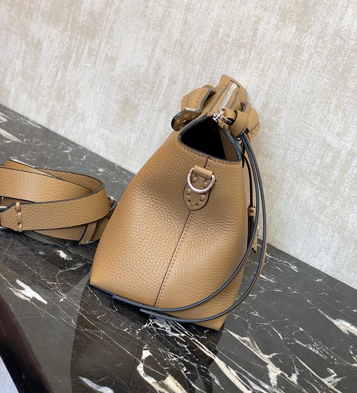 Fendi 업그레이드 닙닙 보스턴백 001-223471