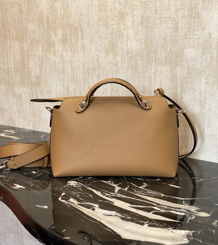 Fendi 업그레이드 닙닙 보스턴백 001-223471