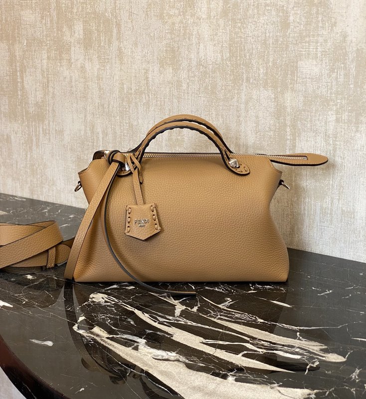 Fendi 업그레이드 닙닙 보스턴백 001-223471