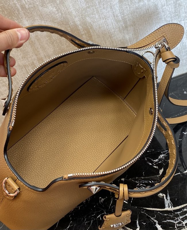 Fendi 업그레이드 닙닙 보스턴백 001-223471