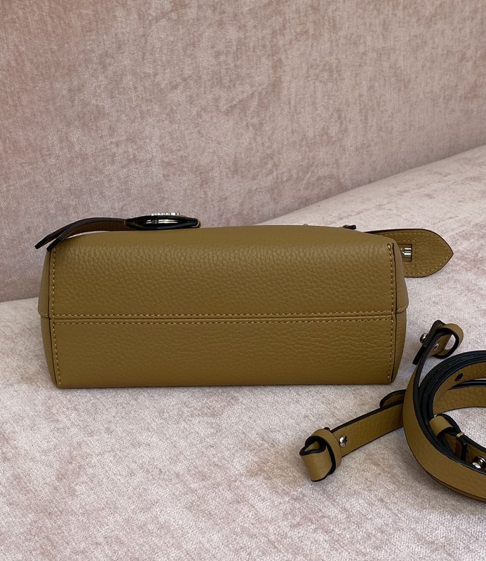 Fendi 업그레이드 버전 닙닙 보스턴백 001-223473