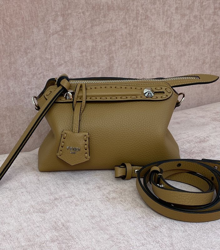 Fendi 업그레이드 버전 닙닙 보스턴백 001-223473