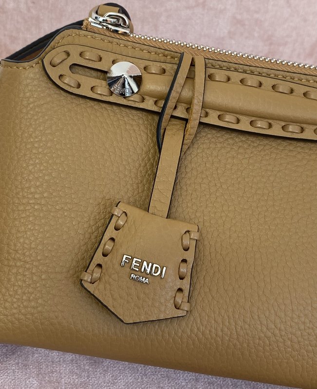 Fendi 업그레이드 버전 닙닙 보스턴백 001-223473