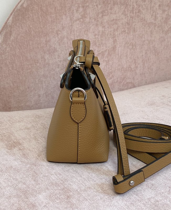 Fendi 업그레이드 버전 닙닙 보스턴백 001-223473