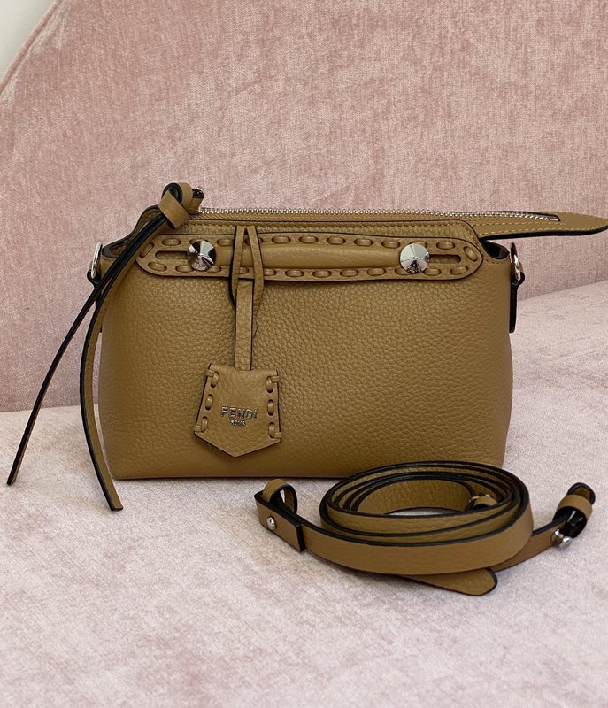 Fendi 업그레이드 버전 닙닙 보스턴백 001-223473