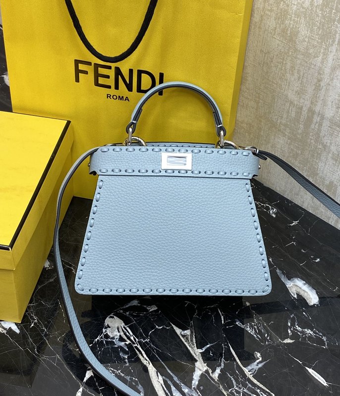 펜디 피카부 페티트 핸드백 001-223479