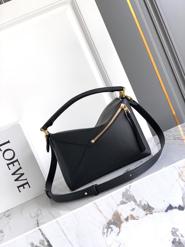 로에베 퍼즐 미니 블랙 숄더백 001-223847