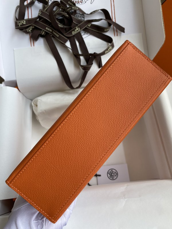 에르메스 켈리 22cm 오렌지 핸드백 001-223989