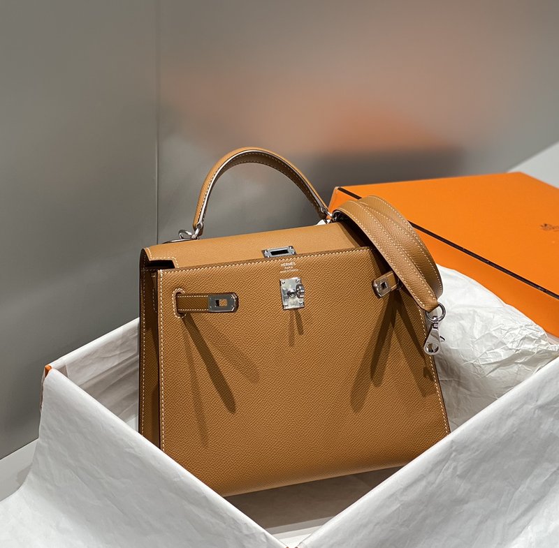 에르메스 켈리백 골드브라운 실버하드웨어 001-224031