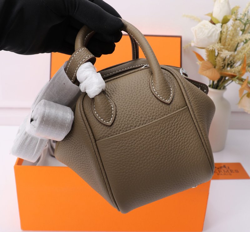 에르메스 미니 린디 19cm 핸드백 001-224189