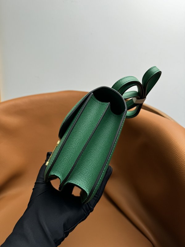 에르메스 콩고르 19cm 벨벳그린 핸드백 001-224221