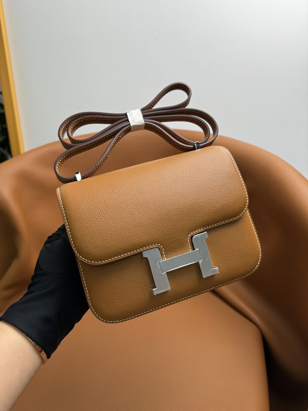 에르메스 콩상 19cm 골드브라운 엡솜 가죽 001-224302