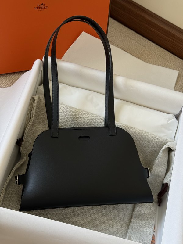 에르메스 타블리에 셀리에 블랙 실버 버클 핸드백 001-224349