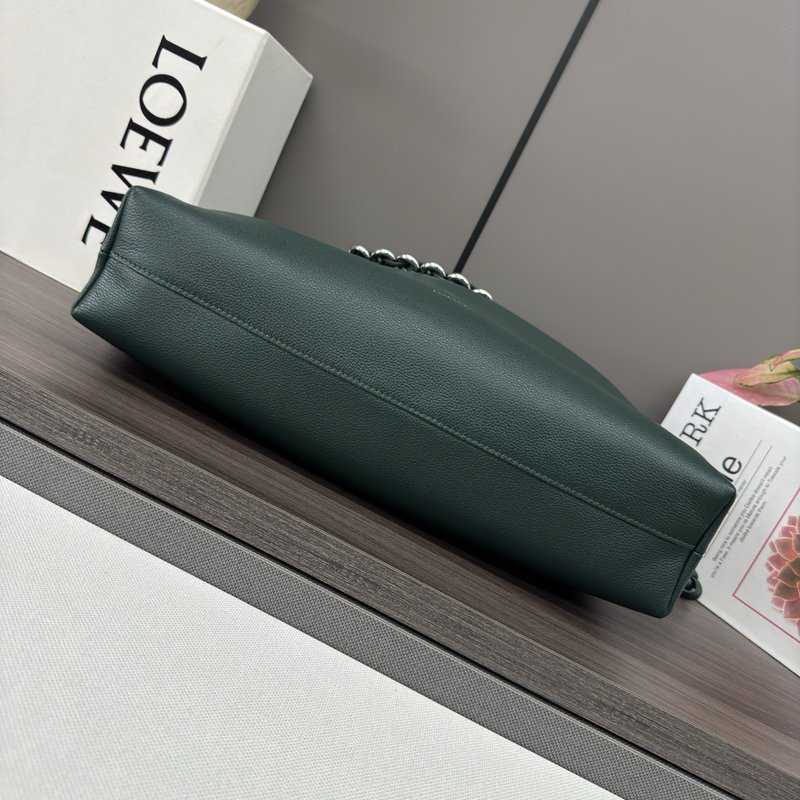 로에베 라지 나파 디어 레더 플라멩코 퍼스 백 001-224357