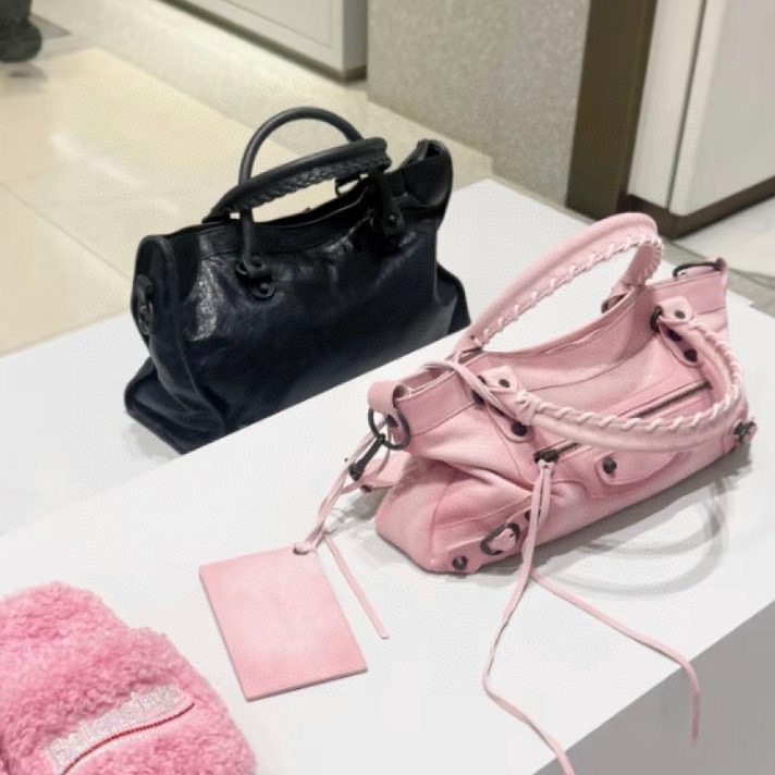 파스텔 핑크 오토바이 스타일 핸드백 001-224693