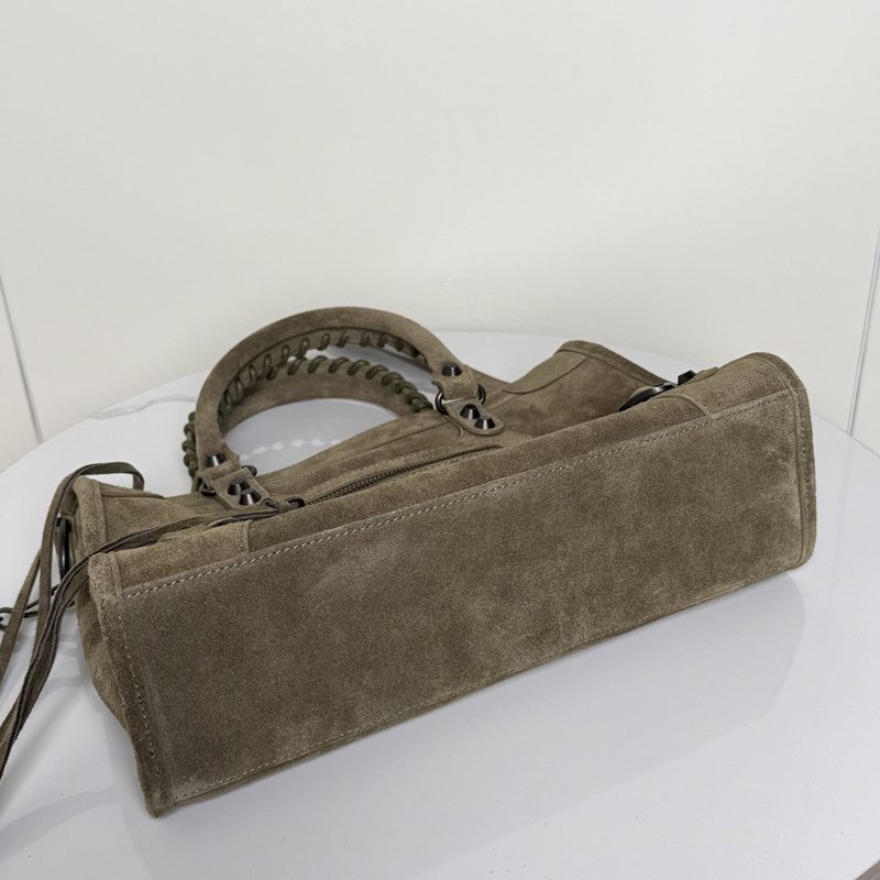 발렌시아가 르 시티 스웨이드 모토백 001-224783
