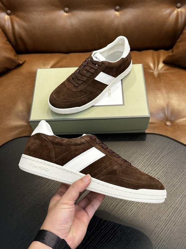 TOM FORD 가죽 로우톱 스니커즈 001-226415