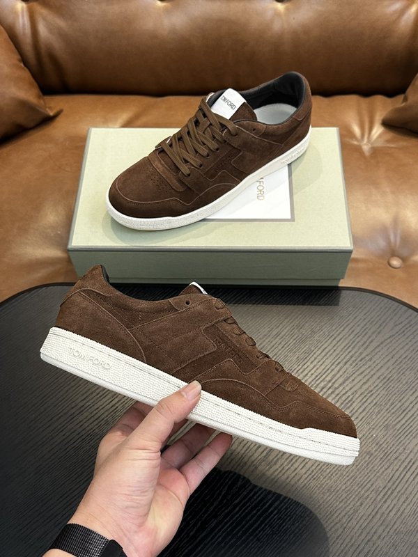 TOM FORD 가죽 로우탑 스니커즈 001-226421