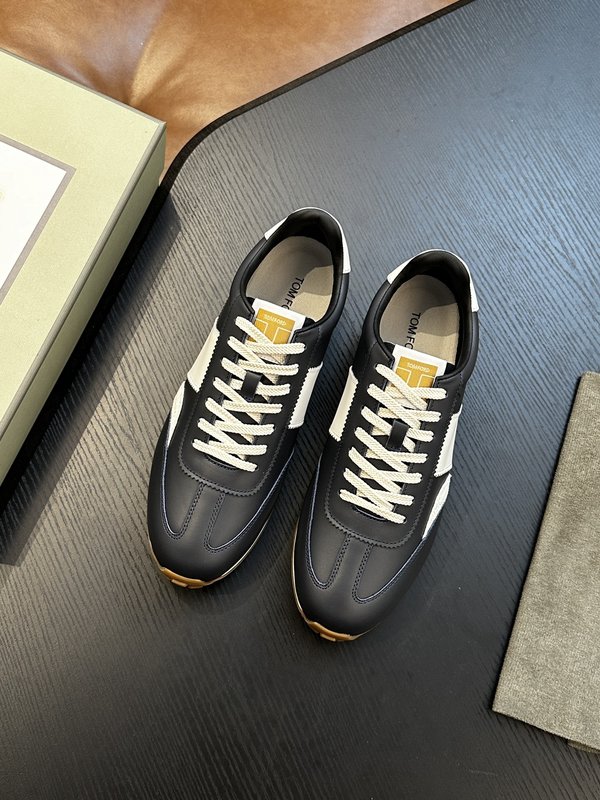 TOM FORD 소가죽 로우탑 스니커즈 001-226432