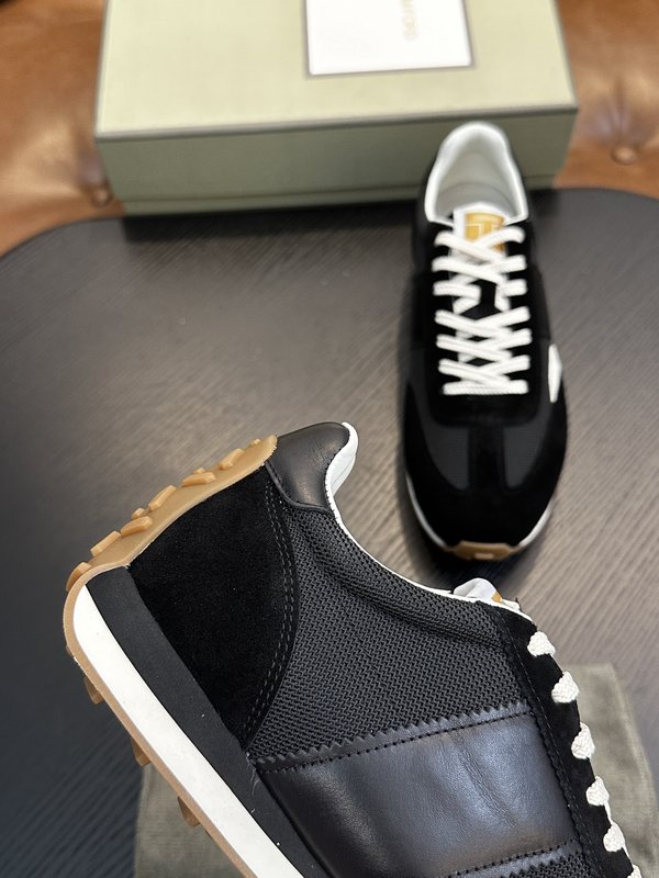 TOM FORD 가죽 로우탑 스니커즈 001-226446