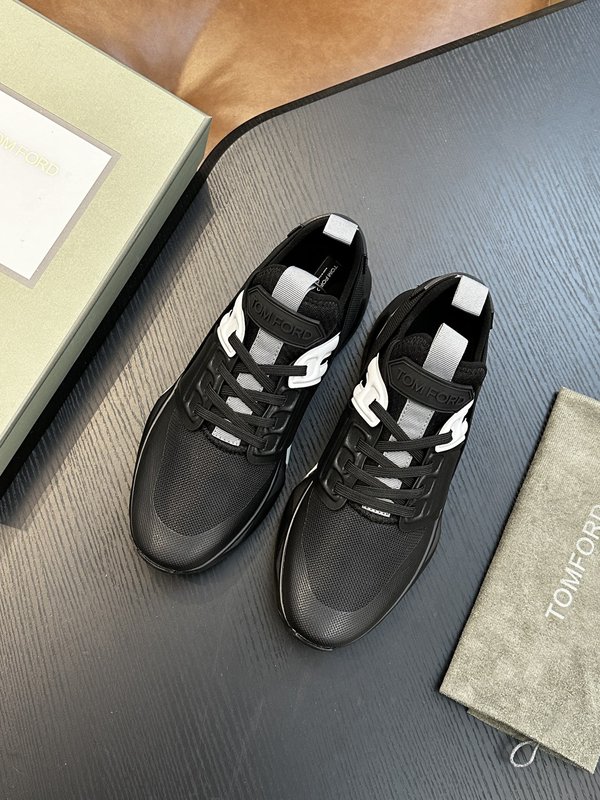 TOM FORD 가죽 로우탑 스니커즈 001-226447