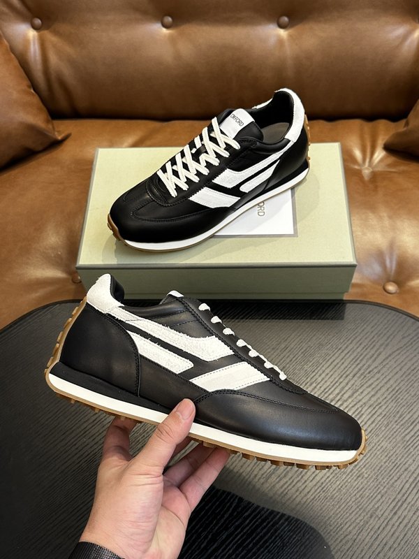 TOM FORD 가죽 로우탑 스니커즈 001-226452