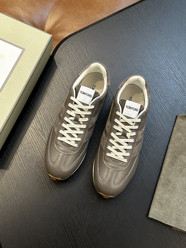 TOM FORD 캠브리지 가죽 로우탑 스니커즈 001-226467
