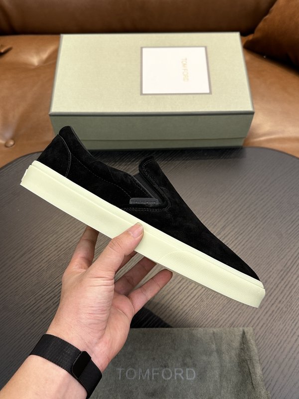 TOM FORD 가죽 로우톱 스니커즈 001-226470