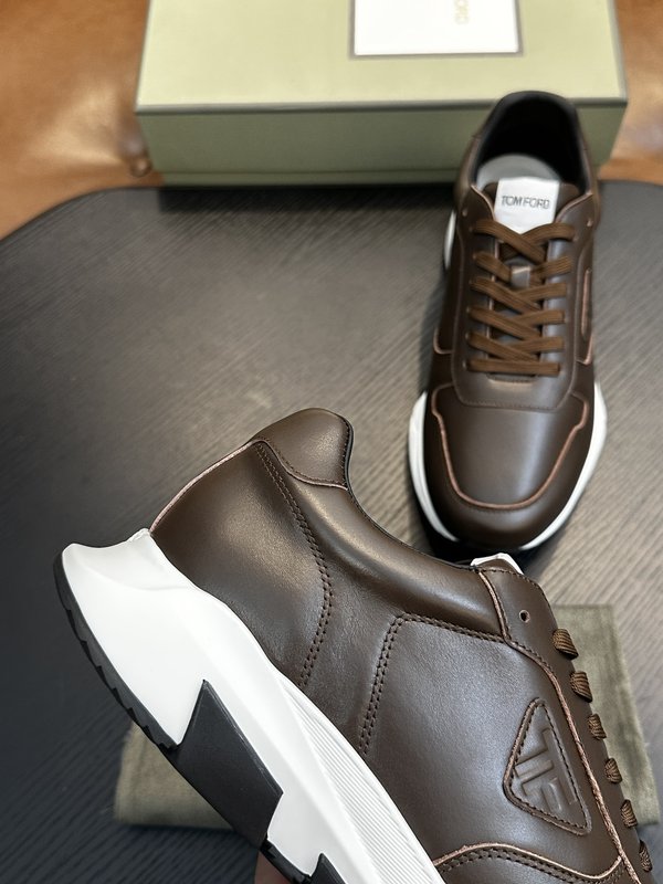 TOM FORD Cambridge 스웨이드 로우탑 스니 001-226525