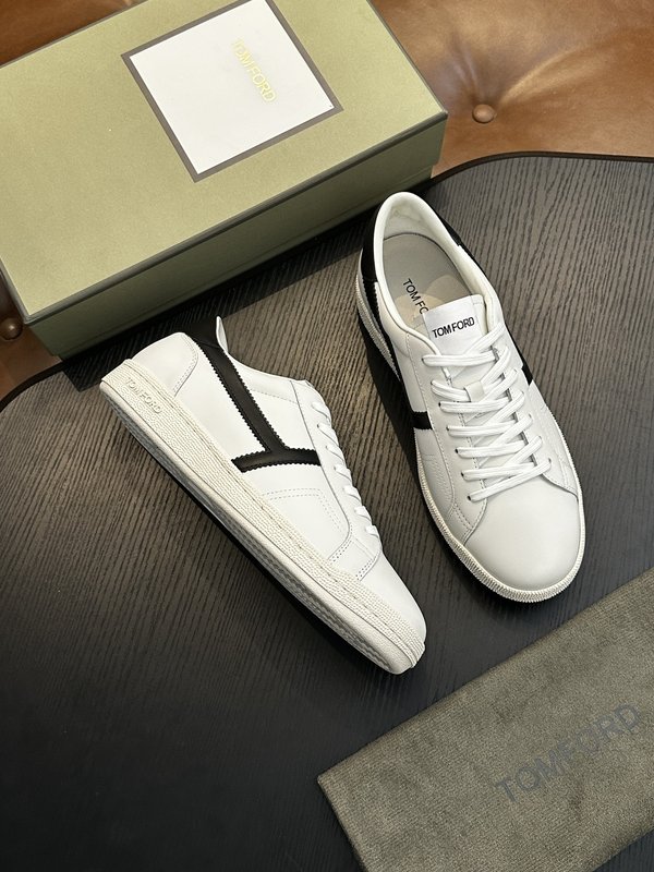 TOM FORD 가죽 로우탑 스니커즈 001-226536