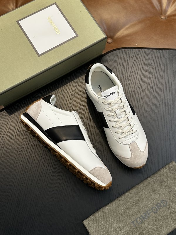 TOM FORD 캠브리지 소가죽 로우탑 스니커즈 001-226546