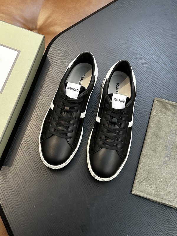 TOM FORD Cambridge 로우탑 스니커즈 001-226556