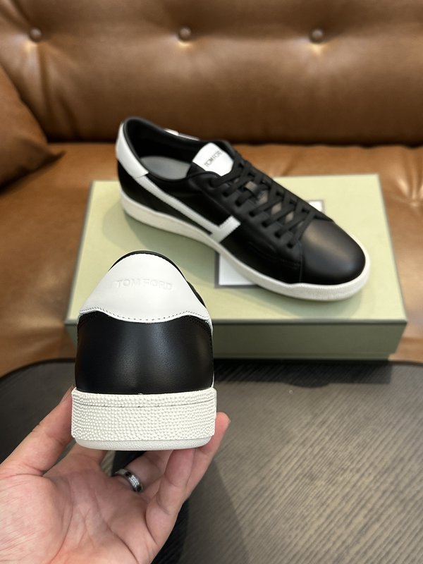 TOM FORD Cambridge 로우탑 스니커즈 001-226556