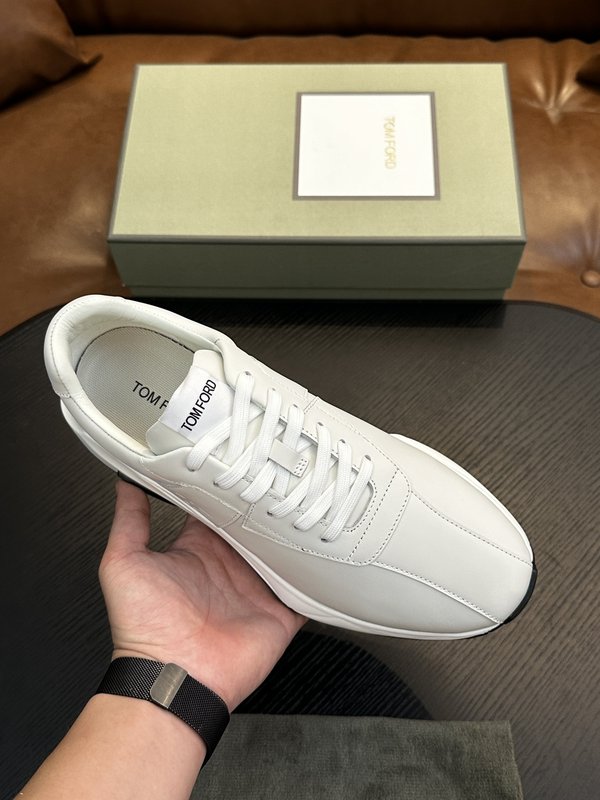 TOM FORD 캠브리지 가죽 로우탑 스니커즈 001-226567